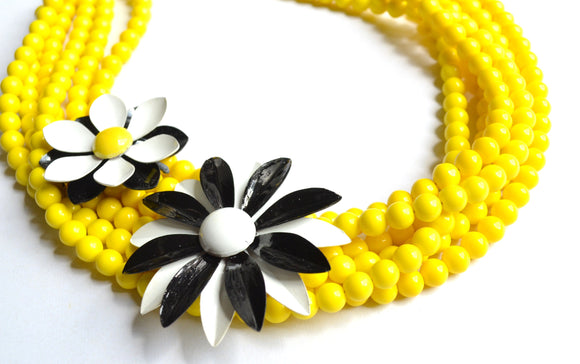 BROOCH STATEMENT NECKLACES