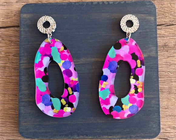 STATEMENT EARRINGS