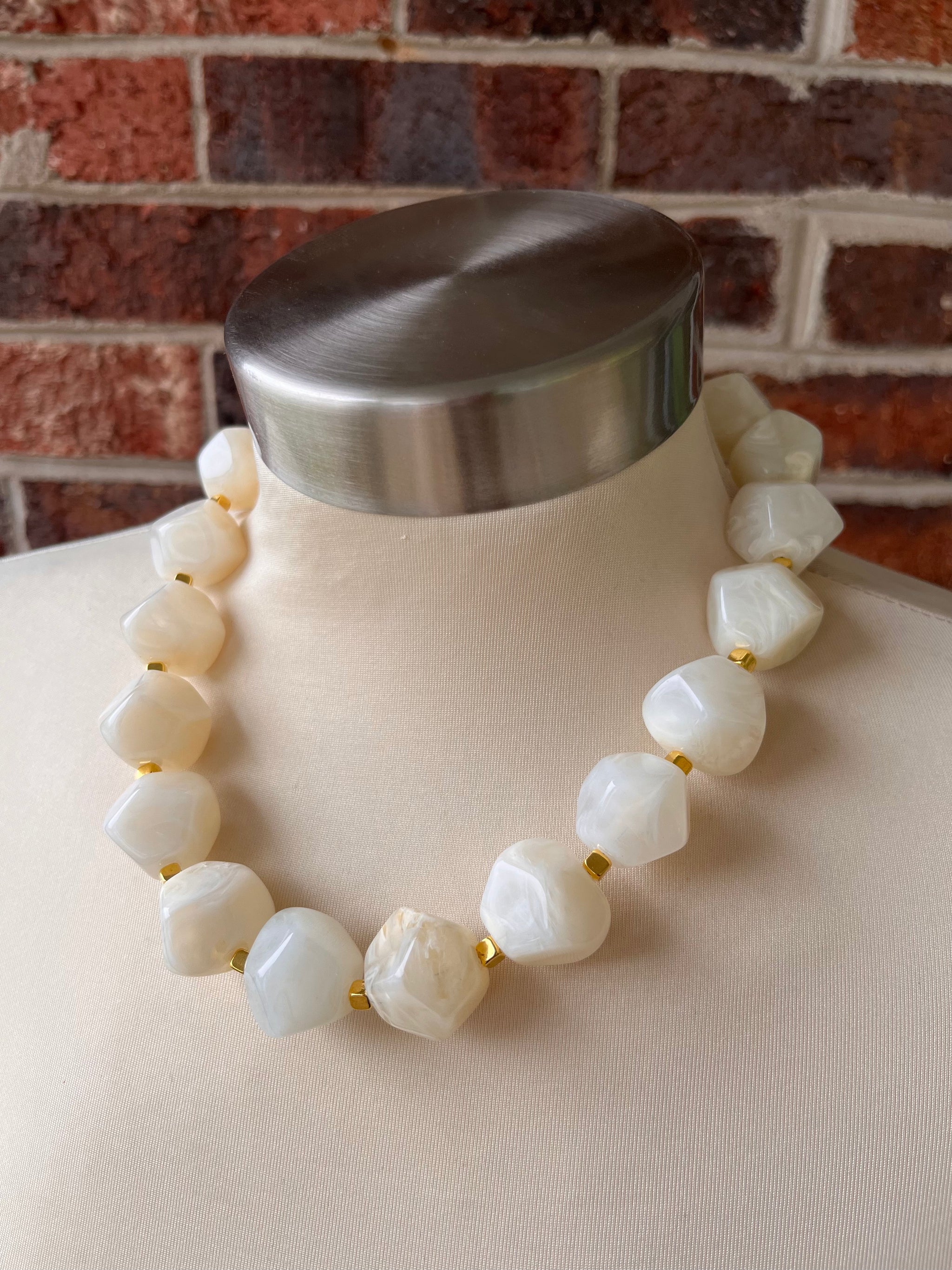 Ivory statement necklace discount